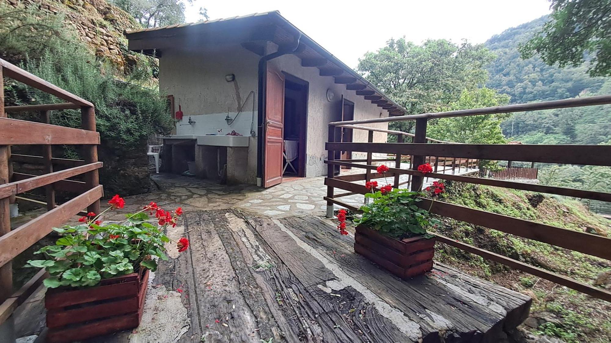 Agricamping Ponteraggio N.1 Hotel Dolceacqua Exterior photo